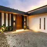 Villa Menawan By Balisuperhost